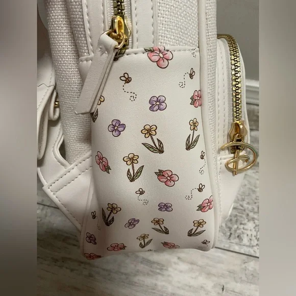 NWt Winnie the Pooh weekender bag, backpack and phone crossbody bag - Picture 11 of 12